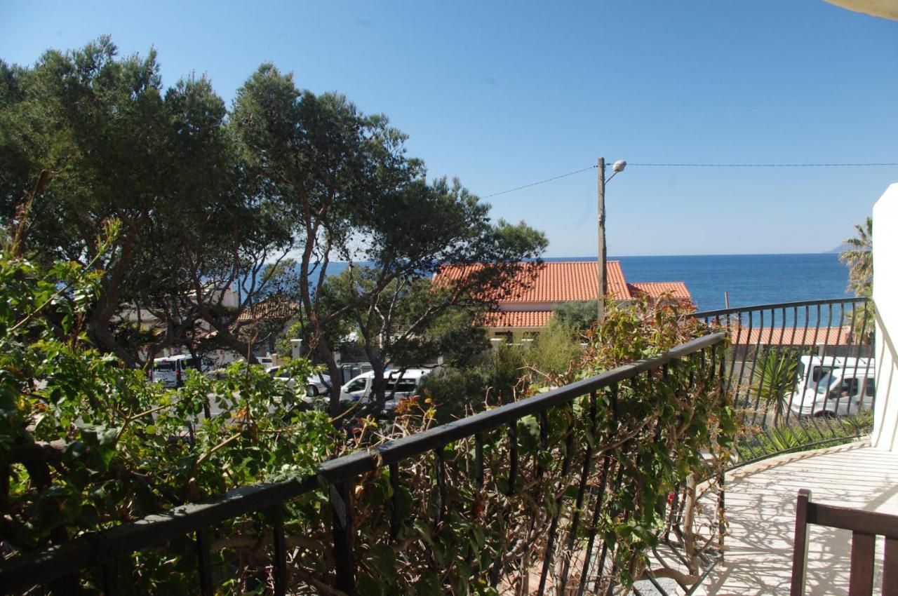 Hotel Almanarre Plage - Hotel Eco-Responsable Face A La Mer Йер Экстерьер фото